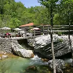 In Starigrad-paklenica 6806 Apartman *