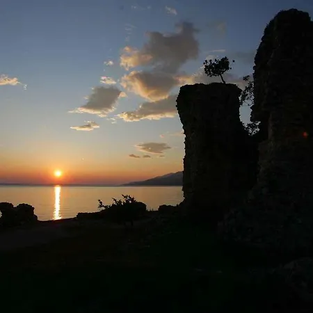 In Starigrad-paklenica 6806 아파트 스타리그라드 파클레니차